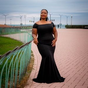 Torrid Black Ponte Off Shoulder Body Con Gown